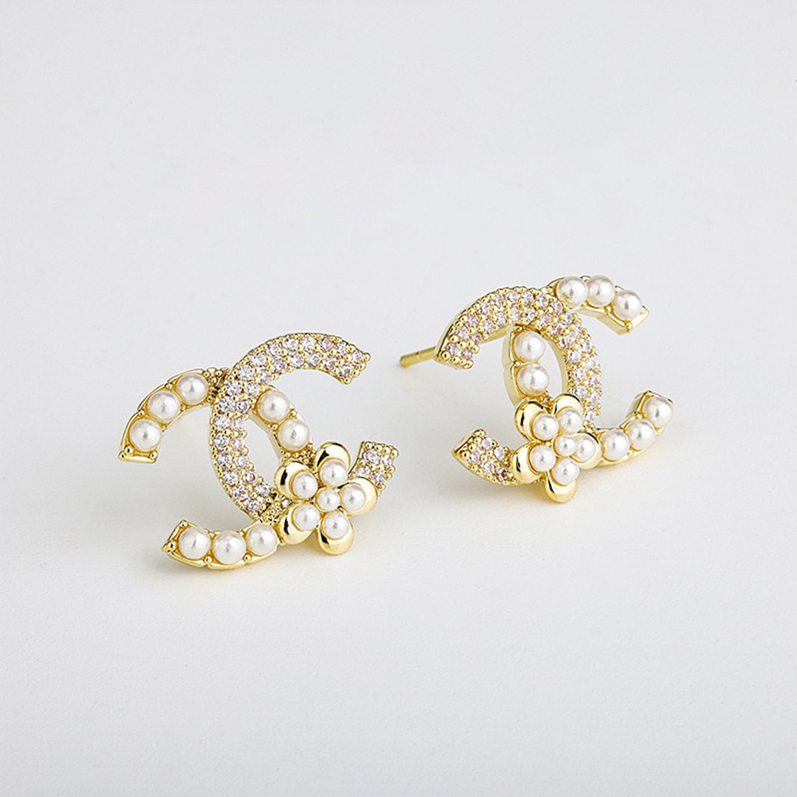 Flower Pearl Earrings